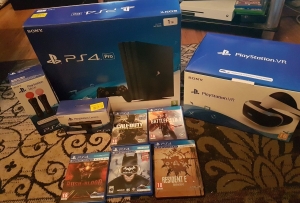 PS4 Pro + PS VR + 5 Games + Camera + 2  Controllers 