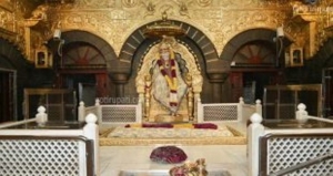 Book Hotels Near Shirdi Temple at 30% OFF 