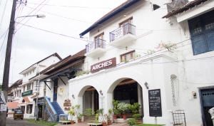Get Hotel Arches, Kochi