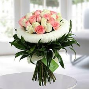 OyeGifts - Mothers Day Flowers Delivery in Bhopal