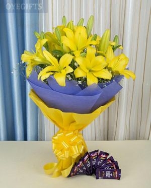Send mother’s day flowers to Chennai via OyeGifts