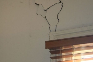 Wall crack repair waterproofing Services