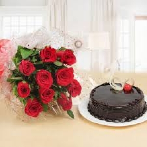 Get Online Flowers And Cake Delivery With OyeGifts