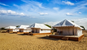 Camp In Sam Sand Dunes : Luxury Camps In Sam Sand Dunes